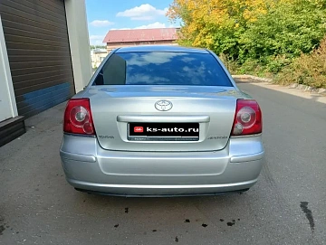 Toyota Avensis, 2008г., передний привод, автомат