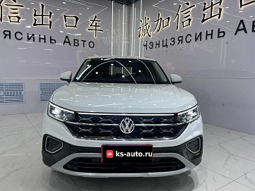 Volkswagen Tayron, 2022г., передний привод, робот