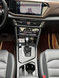 Volkswagen Tharu, 2022г., передний привод, робот