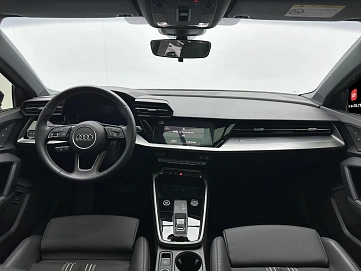 Audi A3, 2023г., передний привод, робот